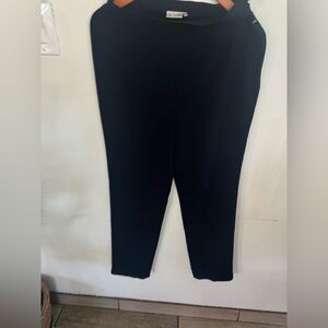 Black Women's Knit Ankle Pants